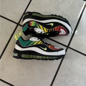 Olivia Kim x nike air max 98